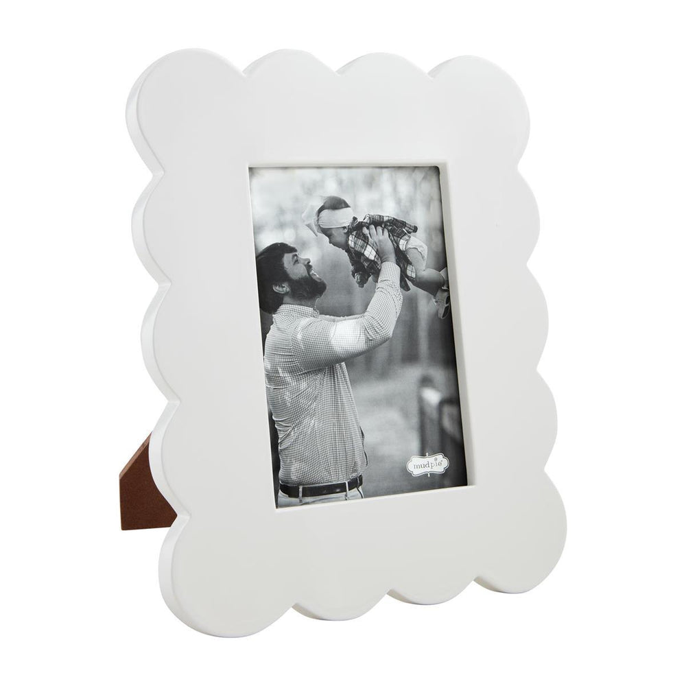 Large Scallop Lacquer Frame - The Floratory